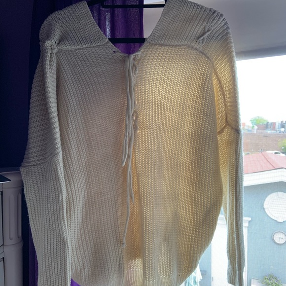 Sweater - Picture 3 of 5